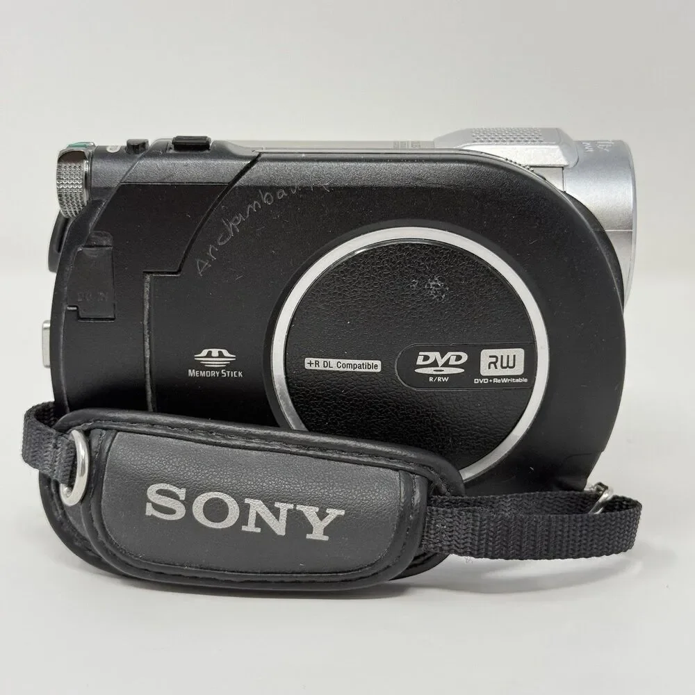 Sony Handycam DCR-DVD650 DVD Camcorder NTSC Box No Charger Cords